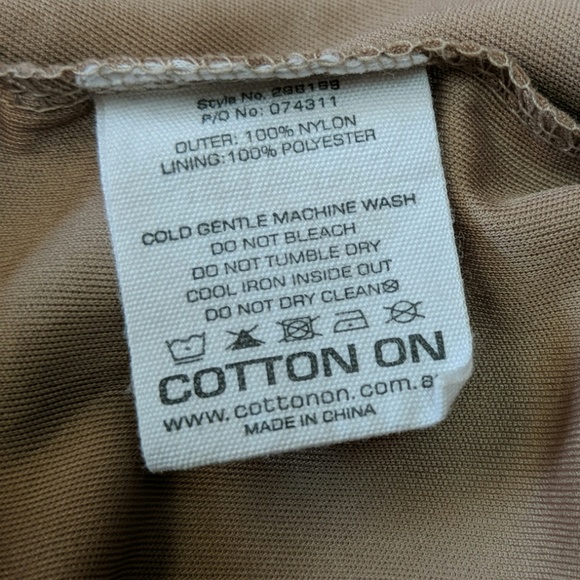 Cotton On skirt - Picture 6 of 6